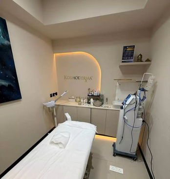 Slider image (8) Kosmoderma Healthcare Pvt Ltd - Skin Treatment Clinic in India